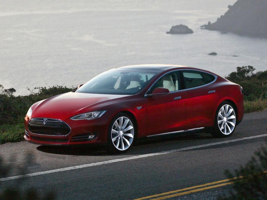  Tesla Model S 2012 года  (фото 66 из 88)